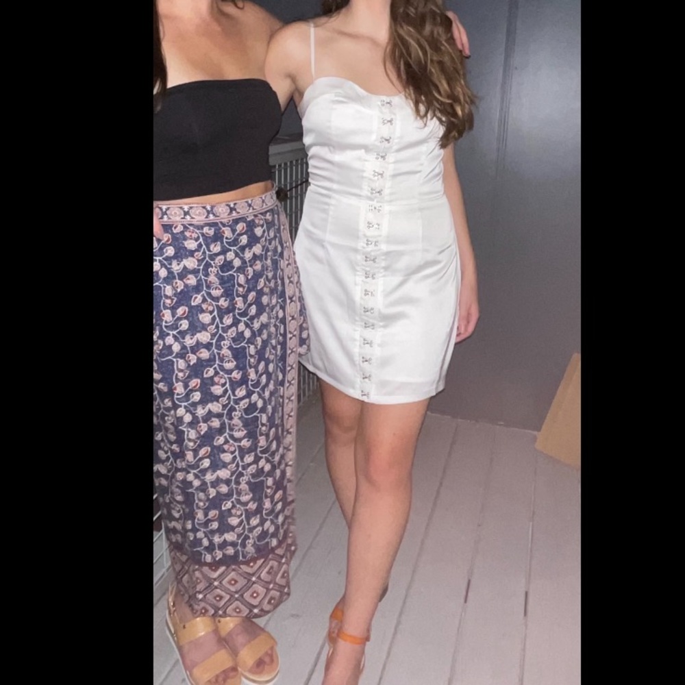 Superdown Normani Hook Mini Dress Medium - image 3